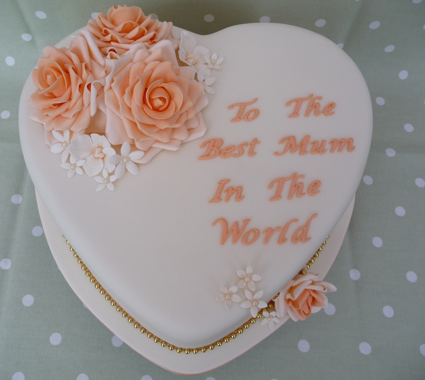 Mum love heart cake
